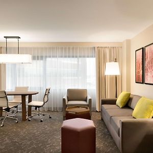 One-Bedroom King Conference Suite